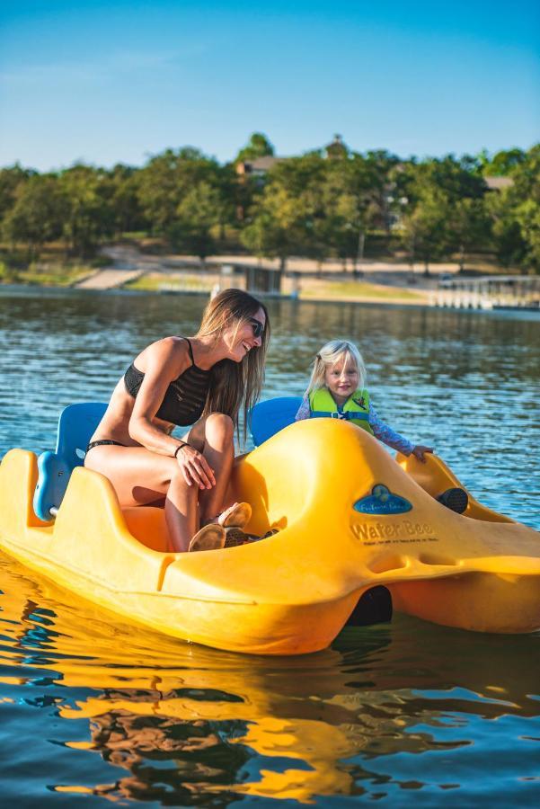 Watermill Cove Resort Lakefront Lodge By Silver Dollar City Pool Lazy River Branson Exterior photo