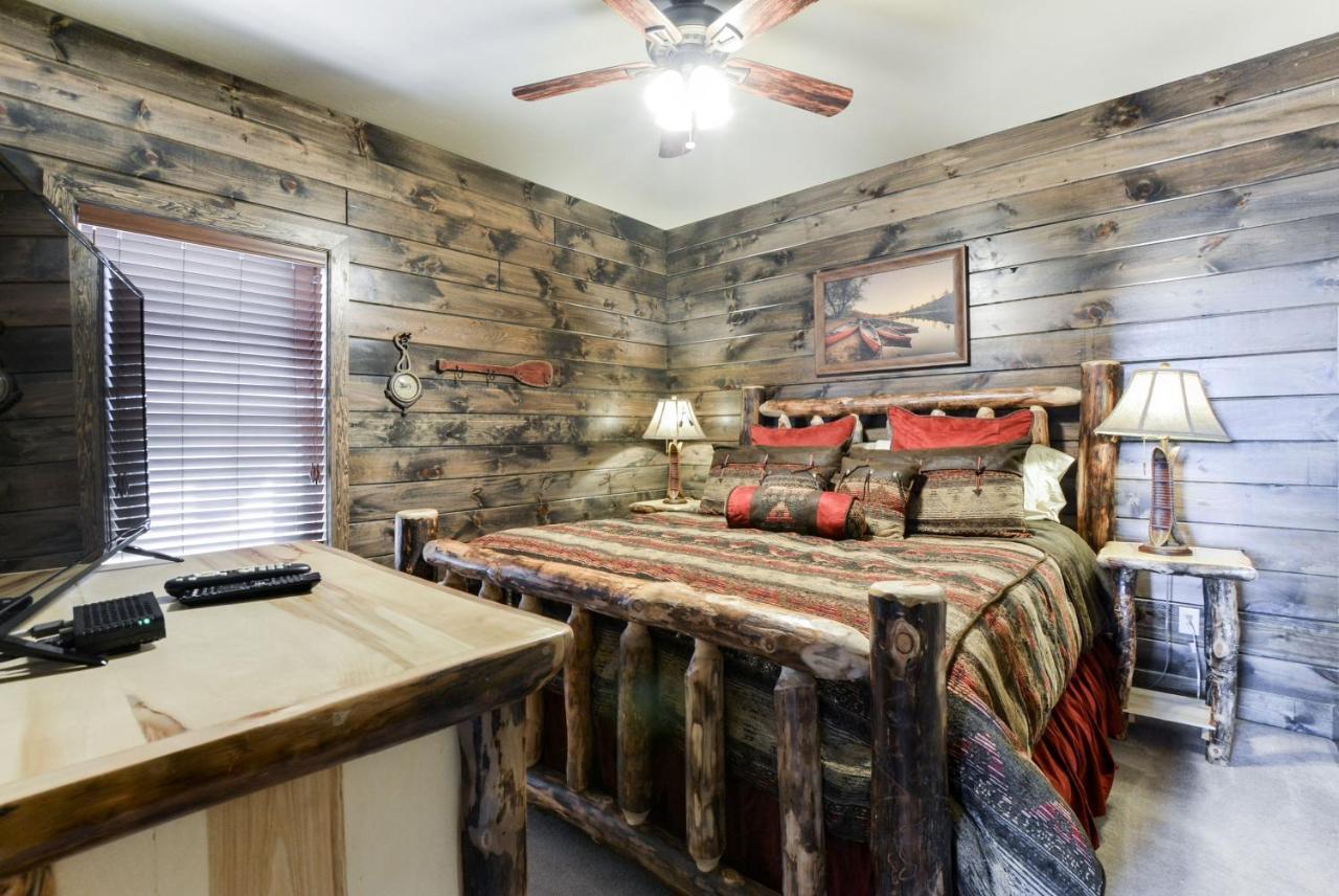 Watermill Cove Resort Lakefront Lodge By Silver Dollar City Pool Lazy River Branson Exterior photo